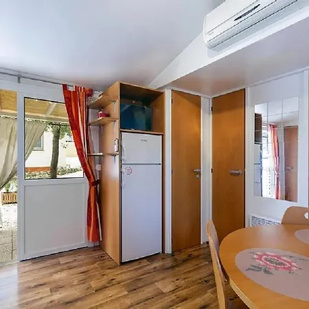 Superior Mobile Home 9 Resort Vrsar